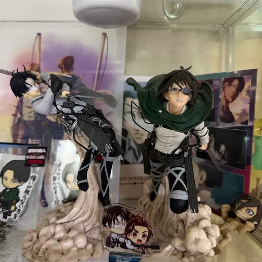 [BUNJANG] Attack on Titan Levi &amp; Hange Ichiban Kuji Figure / 제일복권 리바이,한지