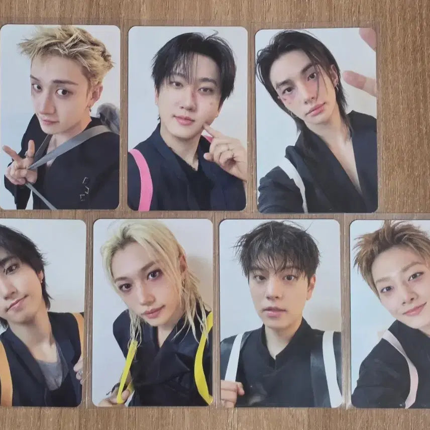 [BUNJANG] Stray Kids Run It Concert Gift Set Photocard Bundle / 스트레이키즈 스키즈 런잇 첫막 7/26 콘서트 입장 기프트 특전 포카 스테이존 일괄 판매