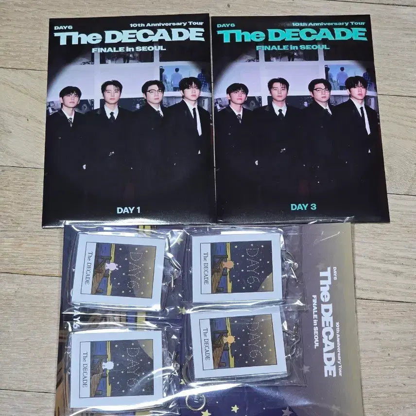 [BUNJANG] DAY6 The Decade Encore Concert First &amp; Last Day Entrance Gift + Fanclub Gift / 데이식스 더 데케이드 앙콘 첫막 입장기프트 + 팬클럽 기프트