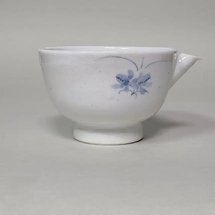 [BUNJANG] Jo Il-yo Jeong Jae-hyo White Porcelain Suk-u / 조일요 정재효샘 백자 숙우