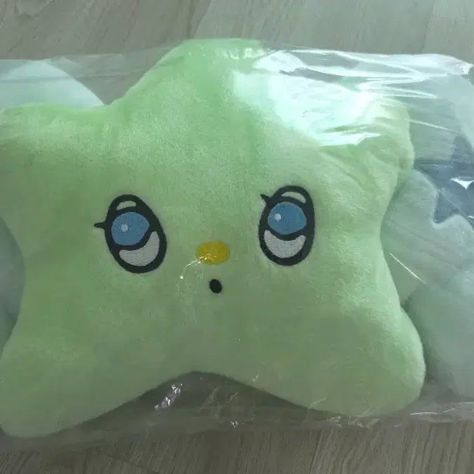 [BUNJANG] Wichu Cushion Sion Photocard Sealed / 위츄쿠션 시온 포카 포함 미개봉