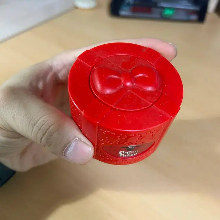 [BUNJANG] Shaun the Sheep Red Sports Toy / Shaun the Sheep 빨간색 장난감