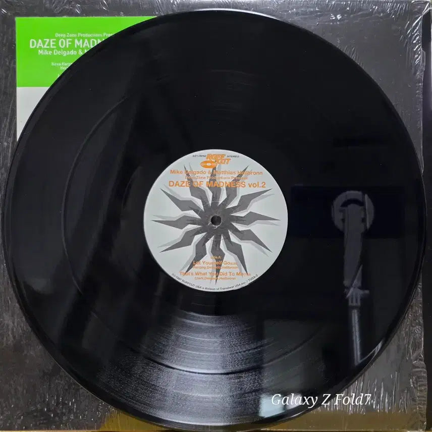 [BUNJANG] Days of Madness NO. 1,2 LP Album / BA-698. 데이즈 오브 매드니스 NO. 1,2. LP 음반.