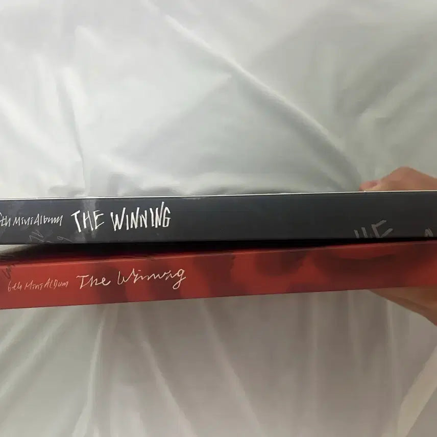[BUNJANG] IU The Winning Album 2 Version Set / 희귀) 아이유 The Winnig 앨범 2종세트