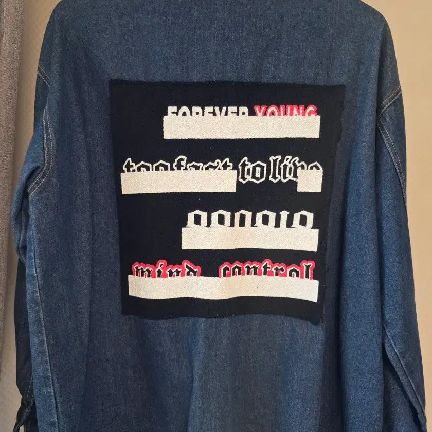[BUNJANG] G-Dragon x 8seconds Collaboration Denim Shirt / 지드래곤 에잇세컨즈 청남방