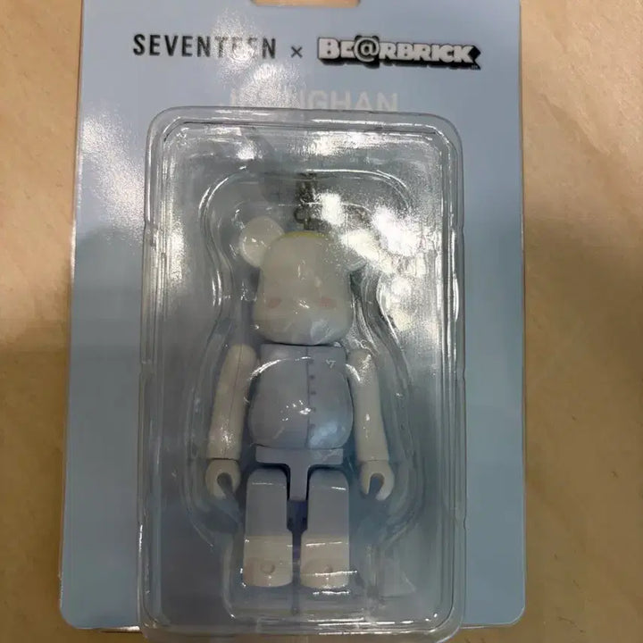 [BUNJANG] SEVENTEEN Jeonghan Bearbrick Keyring (Sealed) / 세븐틴 베어브릭 정한 키링 미개봉