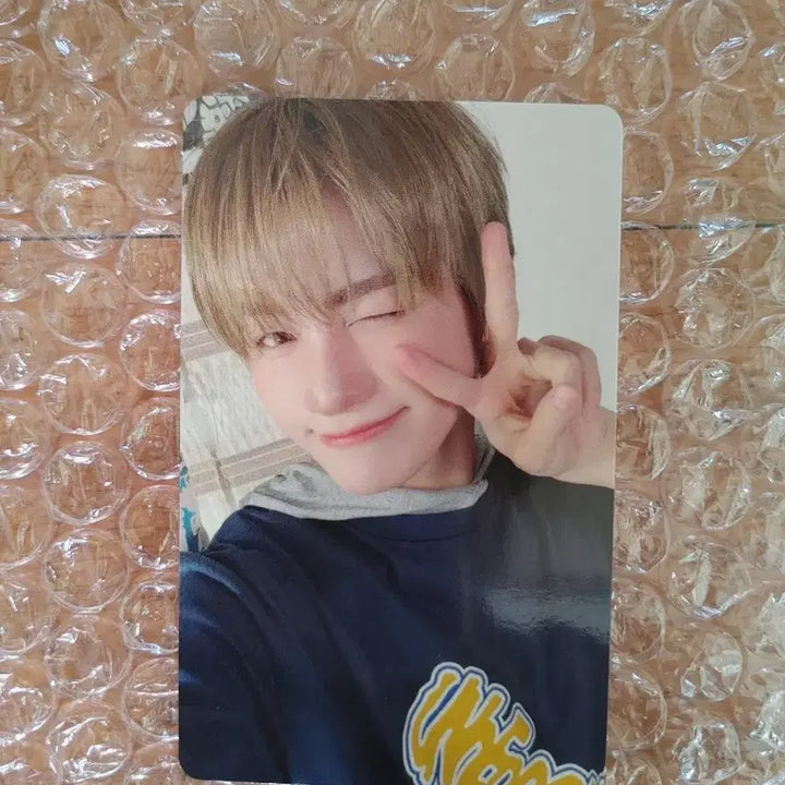 [BUNJANG] TWS Jihoon Soda Soda HMV Photocard / 현물) 투어스 소다소다 HMV 지훈 포카 양도