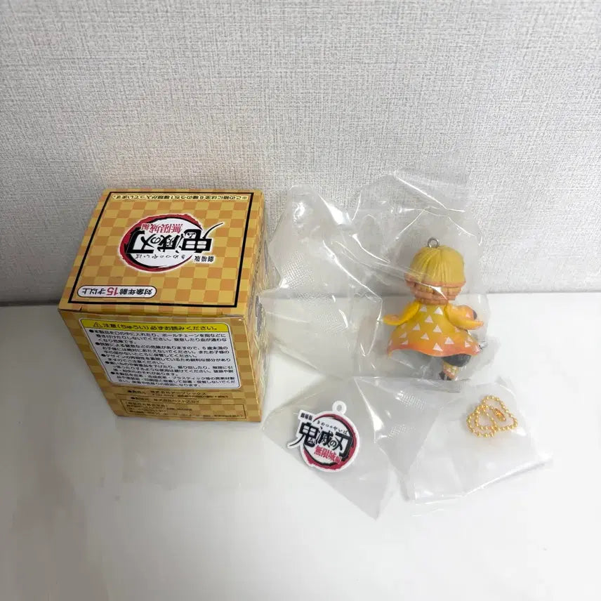 [BUNJANG] Demon Slayer: Kimetsu no Yaiba - Zenitsu Agatsuma Chibi Charm Keychain / 귀멸의 칼날 무한성편 젠이츠 피규어 챰 키링