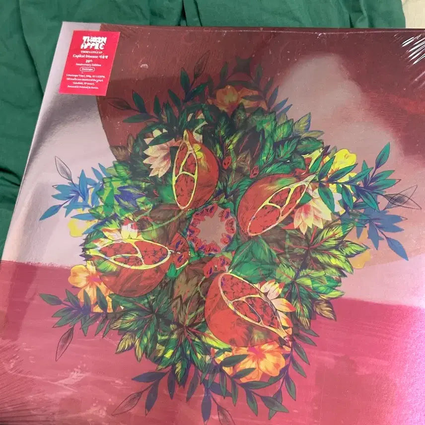 [BUNJANG] Thornapple Seoul Bottle 10th Anniversary LP Zoetrope Sealed / 쏜애플 서울병 10주년 LP 조에트로프 미개봉
