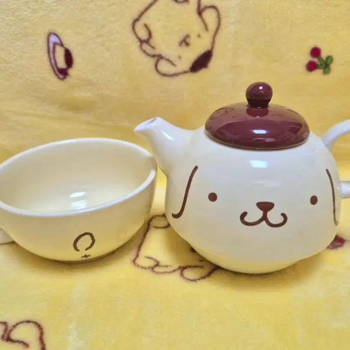 [BUNJANG] Sanrio Pompompurin Teapot &amp; Teacup Set / 산리오 폼폼푸린 차주전자 찻잔 티팟 세트
