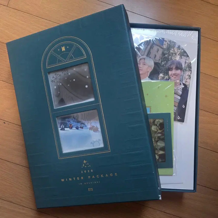 [BUNJANG] BTS Photocard Holder / 방탄소년단(BTS)  2020 윈터 패키지