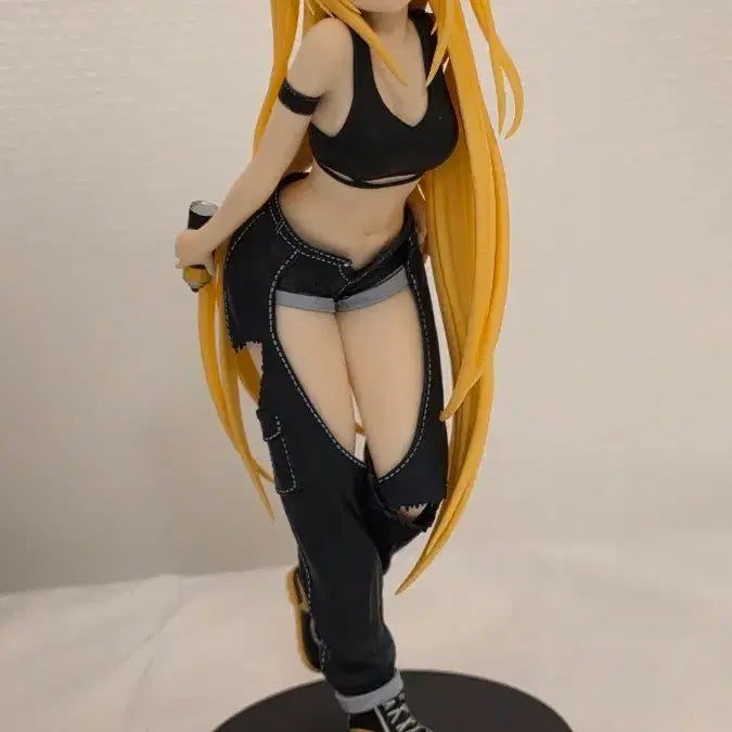 [BUNJANG] To Love Ru Darkness Yami 1.5 Figure / 투러브 트러블 금빛어둠 야미 피규어