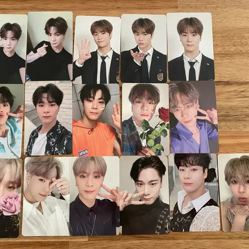 [BUNJANG] Moonbin Photocard Bundle Set (16 pcs) / 문빈 포카 16장 일괄