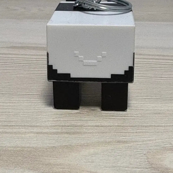 [BUNJANG] Minecraft Panda Figurine Keychain / 마인크래프트 판다 팬더 마크 피규어 키링