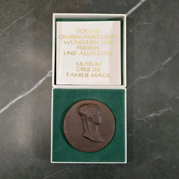 [BUNJANG] Jenny Marx (1814-1881) Commemorative Medal - German Historical Figure / 독일 제니 마르크스(Jenny Marx) 1814-1881 기념 메달