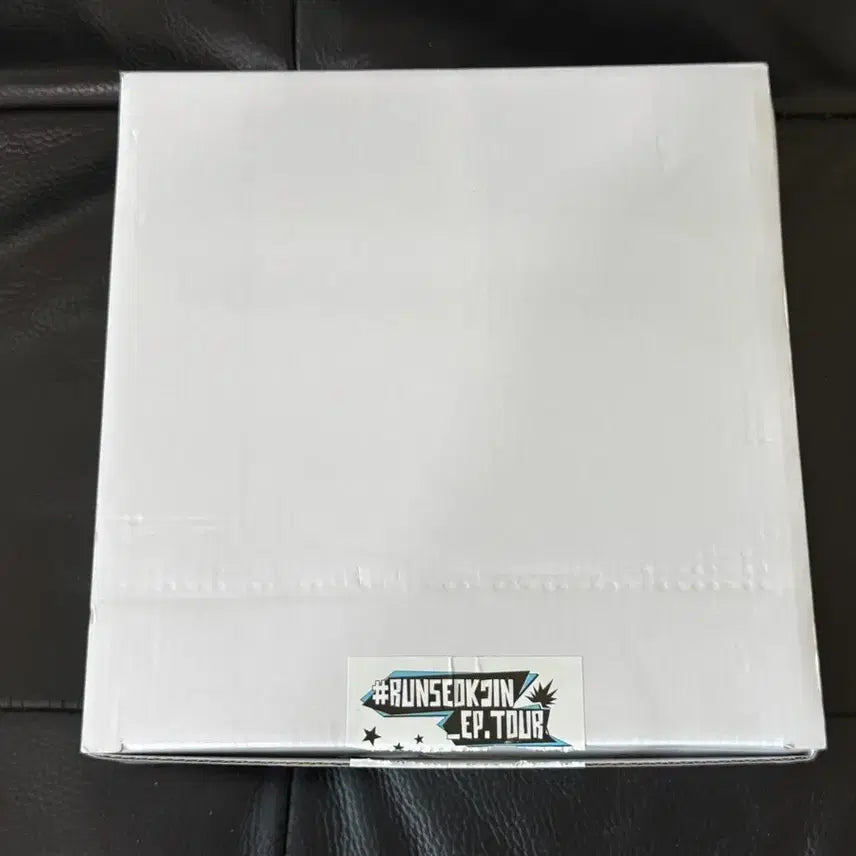 [BUNJANG] BTS Jin Run Seokjin Raincoat and Towel Set / 방탄 bts 런석진 석진 우비 수건 (포카 x)