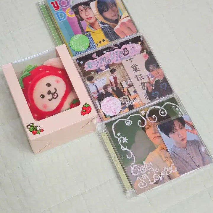 [BUNJANG] NCT WISH Jaehee Strawberry Bakery Keyring Bundle Set / NCT WISH 위시 딸기 베이커리 재희 딸기 키링 댕트리버 일괄