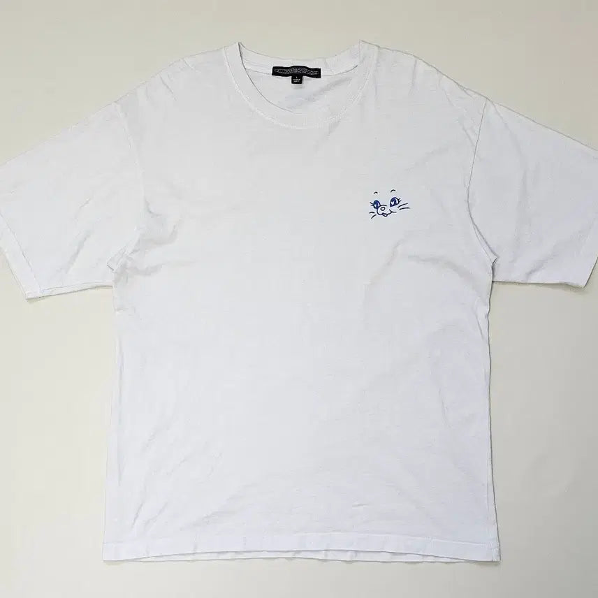 [BUNJANG] NewJeans Logo White Short Sleeve T-Shirt / 뉴진스 굿즈 티셔츠 화이트