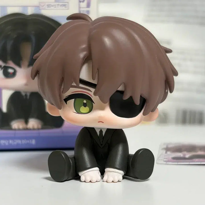 [BUNJANG] Ghost Story Office Slacker All-Seated Figure Baek Sa-heon / 괴담출근 모두앉아 피규어 백사헌