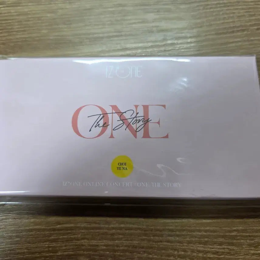 [BUNJANG] IZ*ONE Choi Yena Wonders Story Photocard, ID Photo, Photocard Holder / 아이즈원 최예나 원더스토리 포카 증명사진 포토홀더