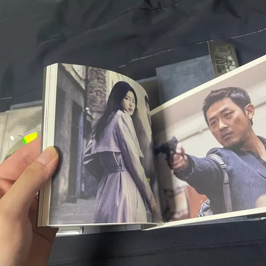 [BUNJANG] Berlin Movie DVD &amp; Photobook Limited Edition / 베를린 영화 dvd와 포토북 한정판