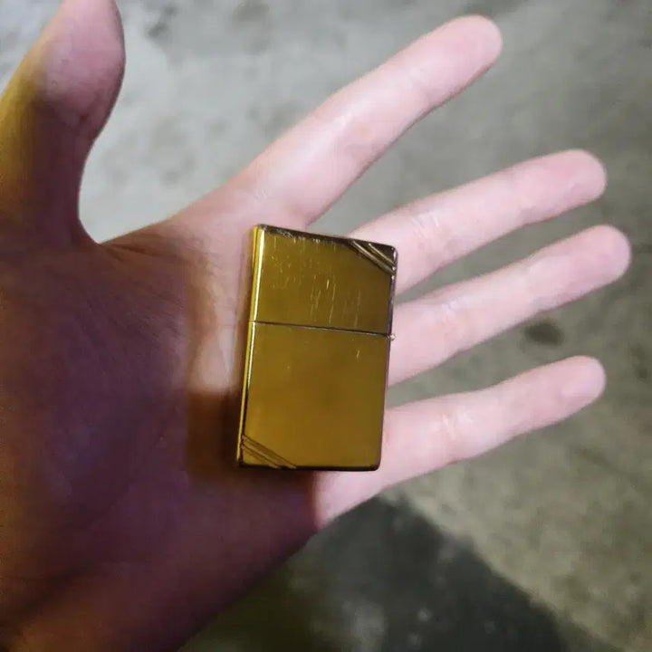[BUNJANG] ZIPPO Classic Brass Lighter / 지포 클래식 브라스