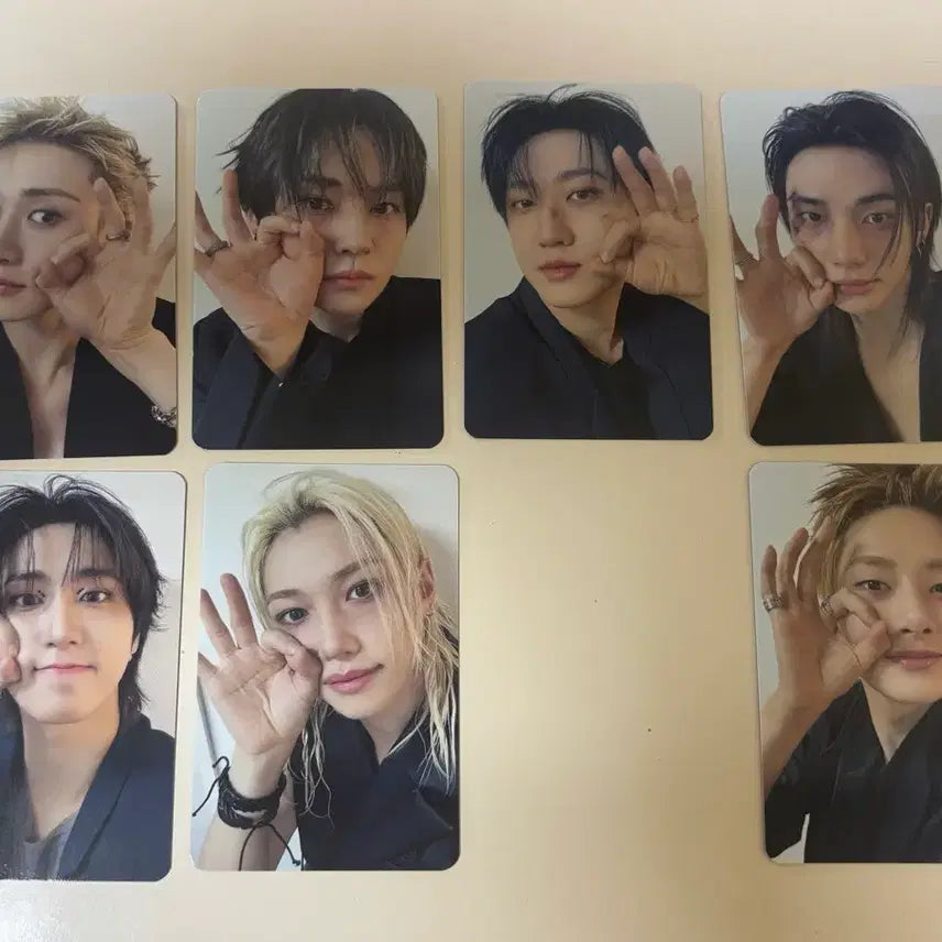 [BUNJANG] Stray Kids Run.wav Concert Entrance Gift Photocard / 막첫 8/2 스트레이키즈 스키즈 런잇 콘서트 입장 기프트 특전 포카 판매 8/2