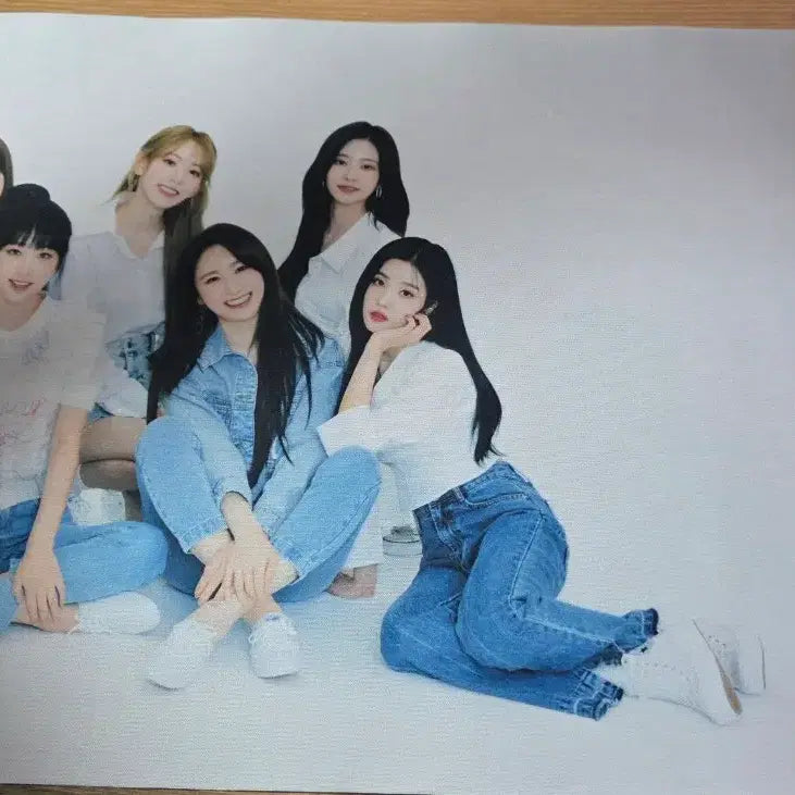 [BUNJANG] IZ*ONE Wonderstory Desk Mat / 아이즈원 원더스토리 장패드 데스크매트