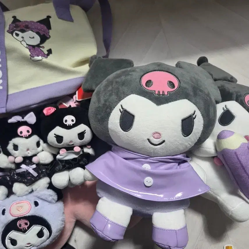 [BUNJANG] Sanrio Kuromi Doll &amp; Bag Set / 산리오 쿠로미 인형 세트