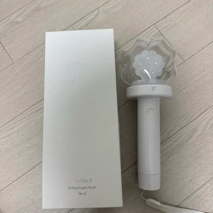 [BUNJANG] fromis_9 Light Stick V2 / 프로미스나인 응원봉 V2