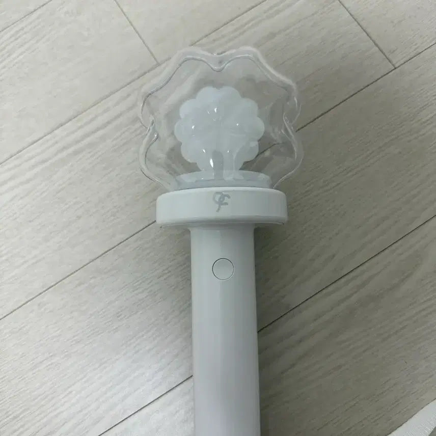 [BUNJANG] fromis_9 Light Stick V2 / 프로미스나인 응원봉 V2