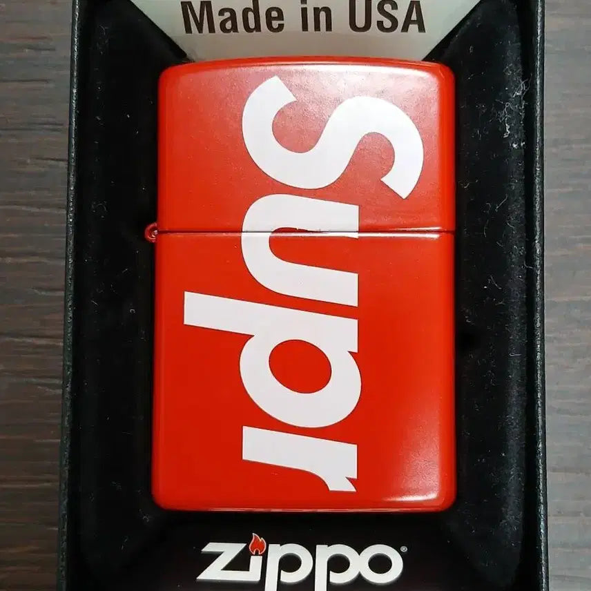 [BUNJANG] Supreme Zippo Lighter / 슈프림 지포 라이터 Supreme ZIPPO 미사용 새제품 팝니다.