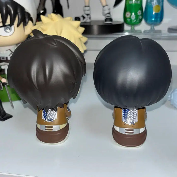 [BUNJANG] Attack on Titan Levi Eren Look Up Figure Bundle Set / (일괄) 진격의거인 리바이 에렌 룩업 피규어