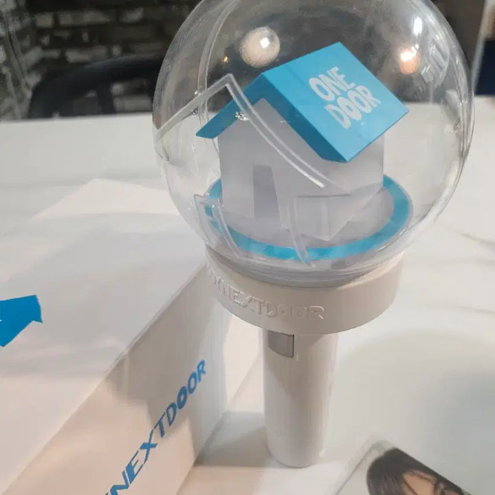[BUNJANG] BOYNEXTDOOR Official Light Stick Bundle Set with Photocards / [보넥도 응원봉] 응원봉 + 응원봉포카 / 박스포함