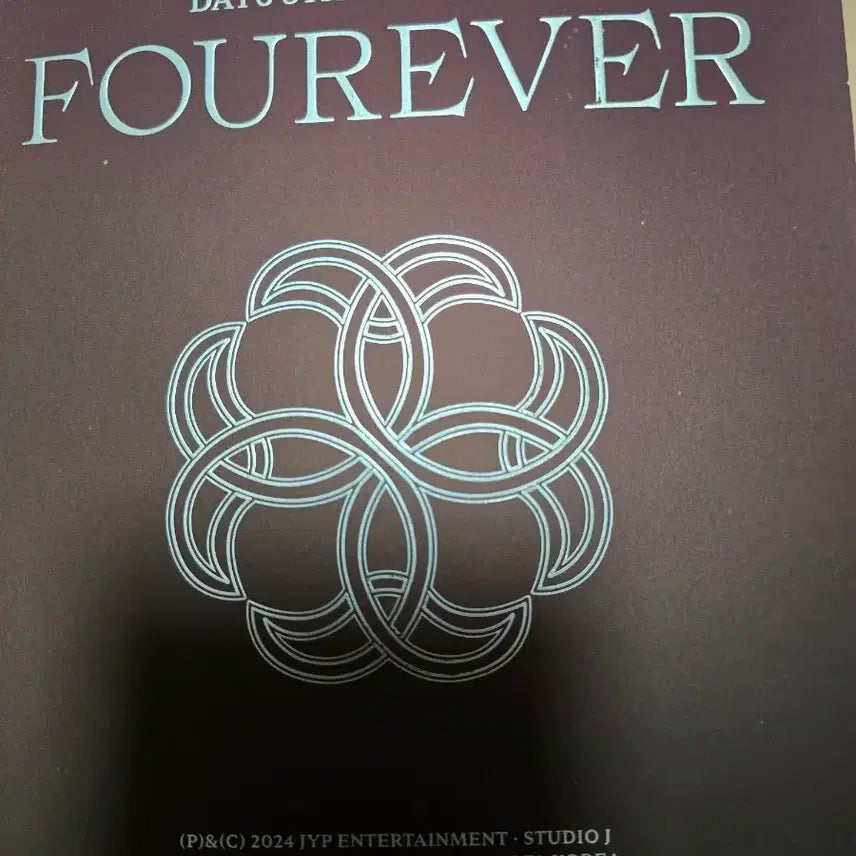 [BUNJANG] DAY6 8th Mini Album FOUREVER / DAY6 8집 미니앨범 FOUREVER