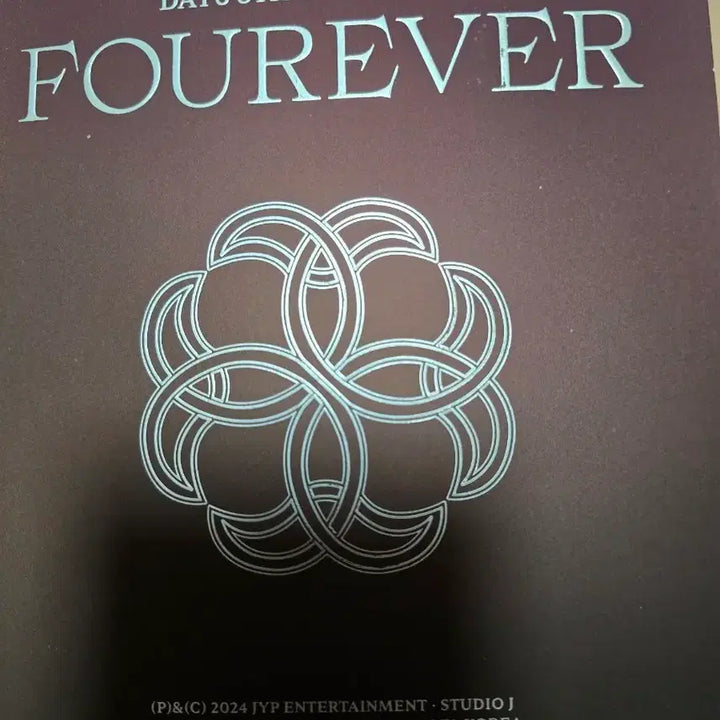 [BUNJANG] DAY6 8th Mini Album FOUREVER / DAY6 8집 미니앨범 FOUREVER
