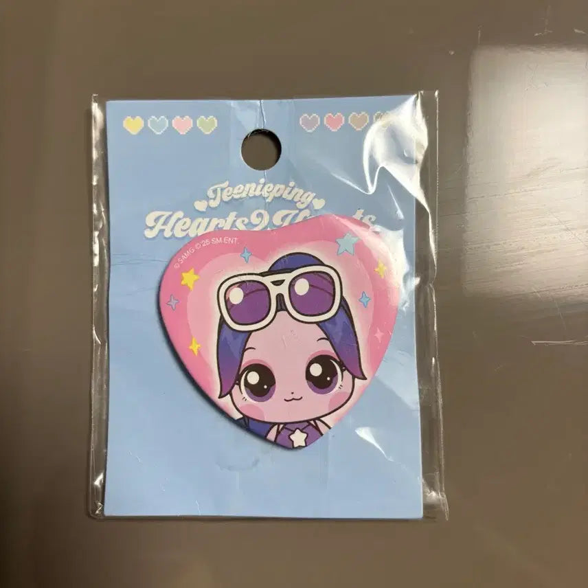 [BUNJANG] Hats to Hearts Tinyping Collaboration Badge / 하츠투하츠 티니핑 콜라보 배지