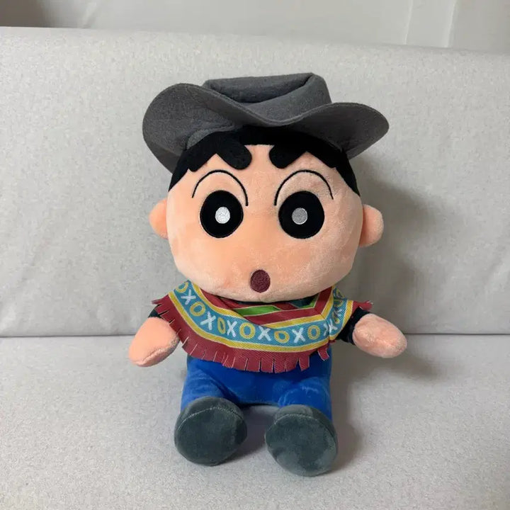 [BUNJANG] Crayon Shin-chan Mexico Poncho Medium Plush Doll / 짱구 멕시코판초 중형인형