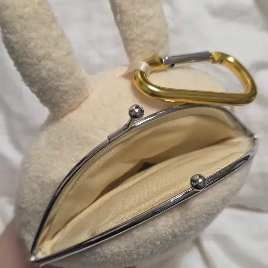 [BUNJANG] Chiikawa Usagi Carabiner Coin Pouch / 먼작귀 치이카와 우사기 카라비너 동전지갑