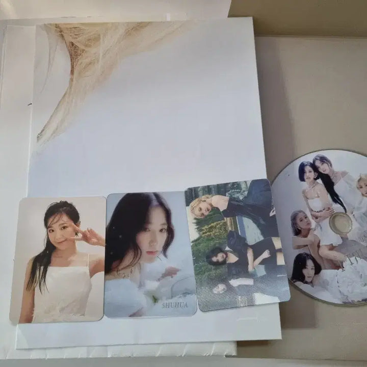 [BUNJANG] G)I-DLE I Trust Oh My God Album (Sujin Photocard Included) / 아이들 I trust 오마이갓 앨범(포카있음)