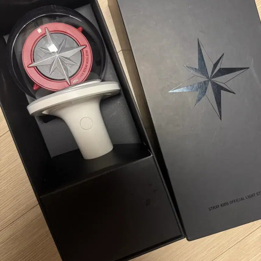 [BUNJANG] Stray Kids Official Light Stick / 스트레이키즈 응원봉 판매