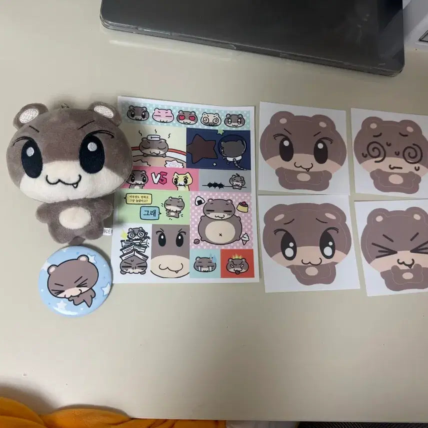 [BUNJANG] &amp;team Yuma YUMDAL Doll Bundle Set / 앤팀 &amp;team 유마 윰달이 인형 양도 (특전 핀버튼,스티커 포함)
