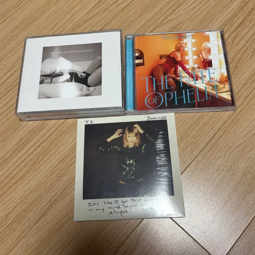 [BUNJANG] Taylor Swift Album Bundle Set (The Fate of Ophelia, Shake It Off, TTPD Deluxe) / 테일러스위프트 앨범 굿즈 3종 일괄판매 해리포터 오디세이 스파이더맨