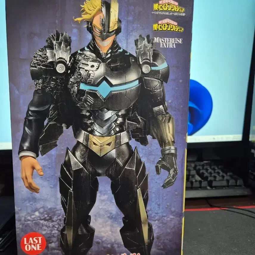 [BUNJANG] My Hero Academia Armored All Might Last One Prize Figure (Sealed) / (미개봉) 아머드 올마이트 라스트원 피규어
