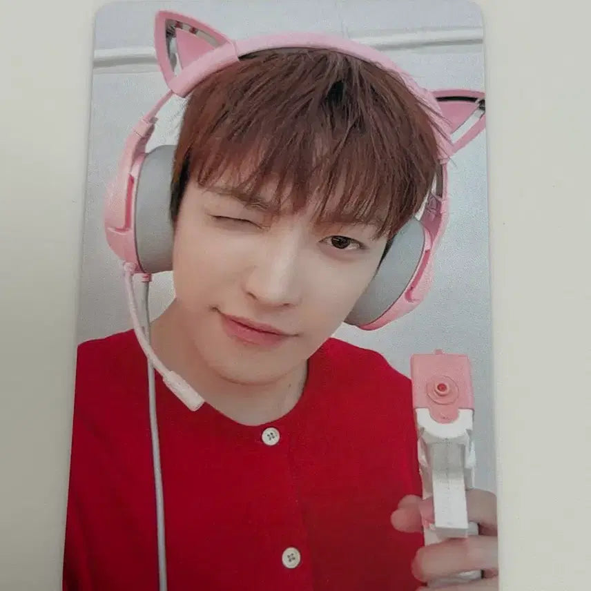 [BUNJANG] ATEEZ Hongjoong Jump Up POB Photocard / 에이티즈 홍중 점프업 미공포 양도