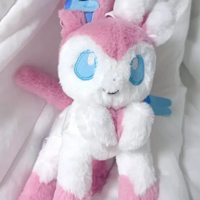 [BUNJANG] Pokemon "Kutakutatta" Series Sylveon Plush / 포켓몬 쿠타쿠타탓타 시리즈 님피아 누이구루미 S 인형 판매 양도