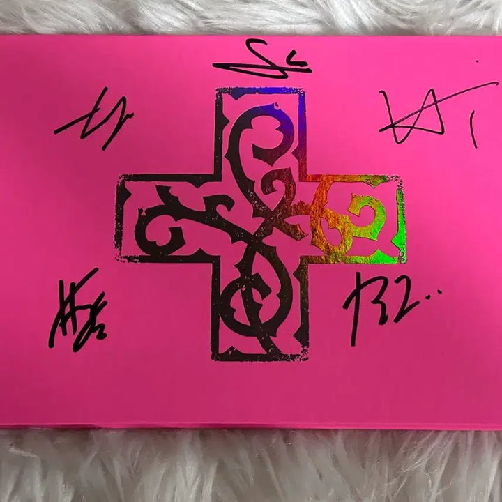 [BUNJANG] TXT (TOMORROW X TOGETHER) Signed Album / TXT 투바투 친필 싸인 앨범