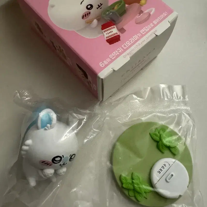 [BUNJANG] Chiikawa Momonga Diorama Figure / 치이카와 먼작귀 디오라마 피규어 모몽가