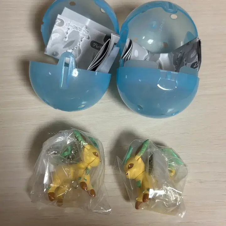 [BUNJANG] Pokemon Eeveelutions Connecting Gacha Leafeon Charm / 포켓몬 이브이즈 대롱 연결 가챠 리피아