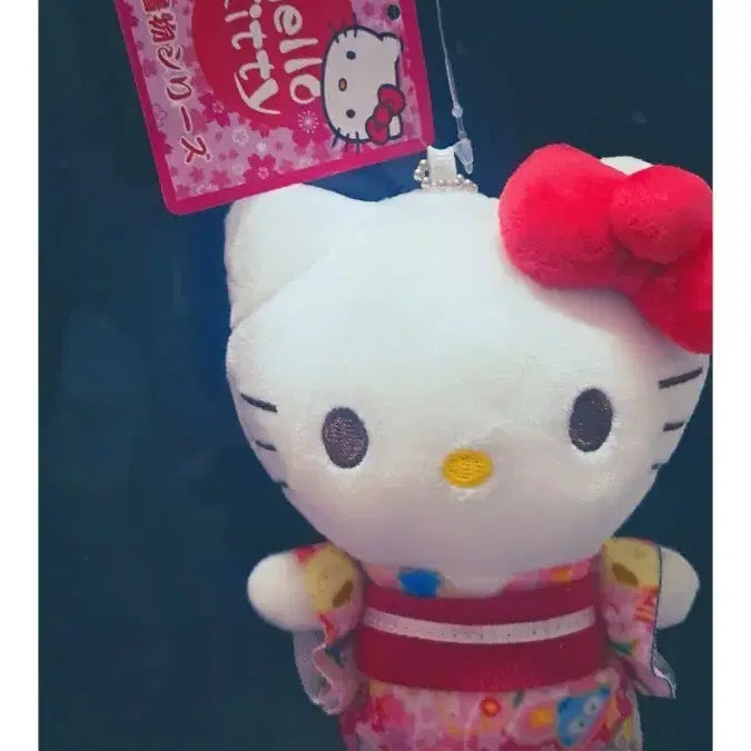 [BUNJANG] Rare Hello Kitty Kimono Geta Doll Charm / 레어)헬로키티 게다신은인형 기모노키링